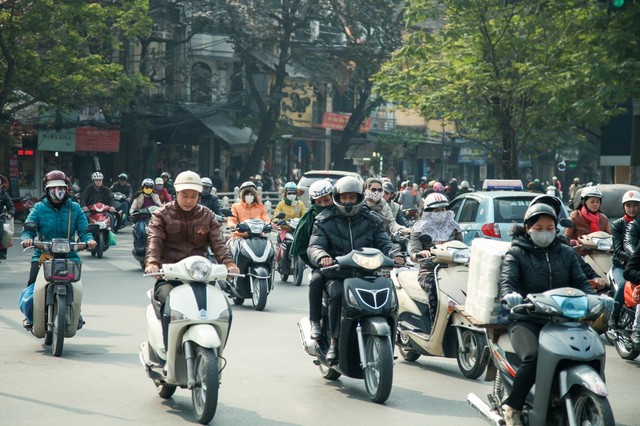 バイク　ベトナム.jpg